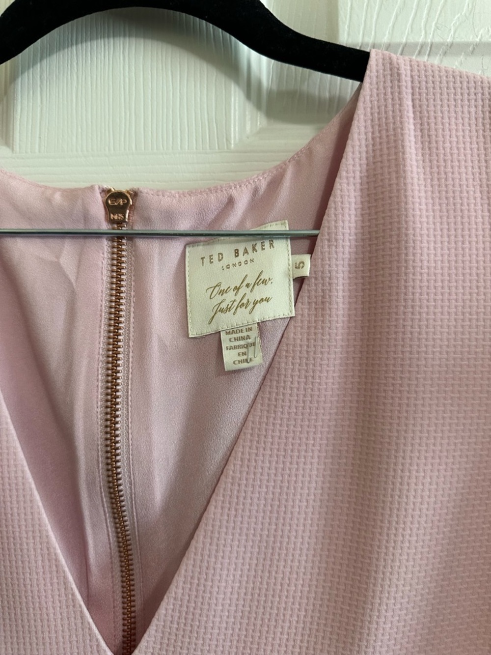 Ted Baker Haiilie Palace Gardens cold shouder pink floral dress size 5 - Picture 3 of 5